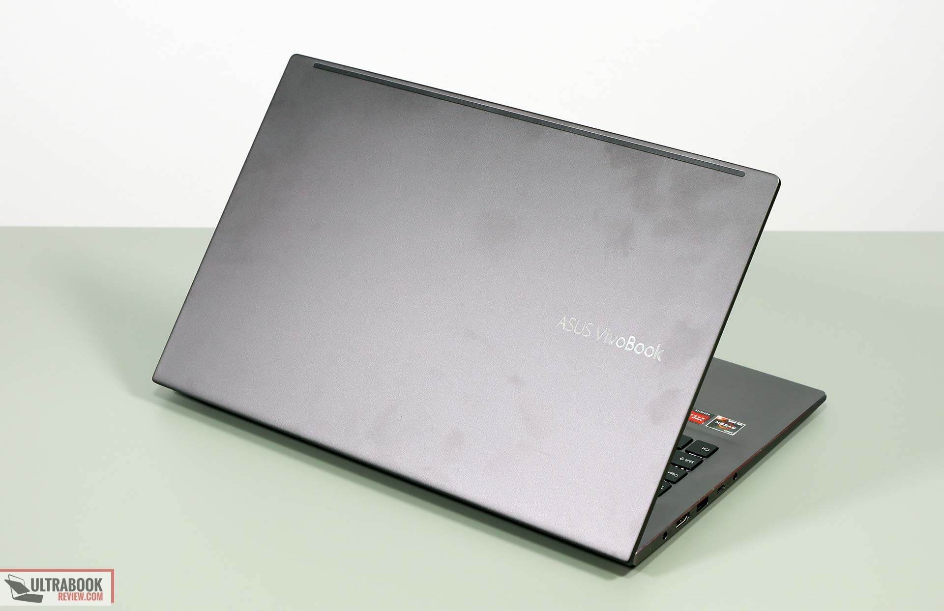 Asus VivoBook S15 M533IA review (AMD Ryzen, Radeon Vega)