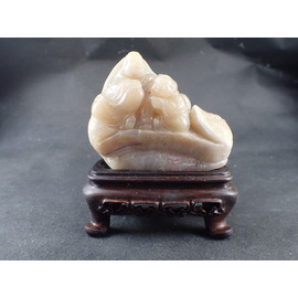 寿山石（芙蓉石）の彫刻 観音様 中国福建省産 ｜石の販売専門店【vec