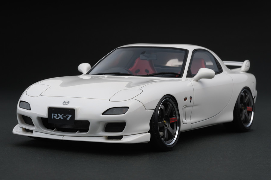 マツダ RX-7 FD3S スピリットR タイプA ホワイト ビクトリー｜子ども