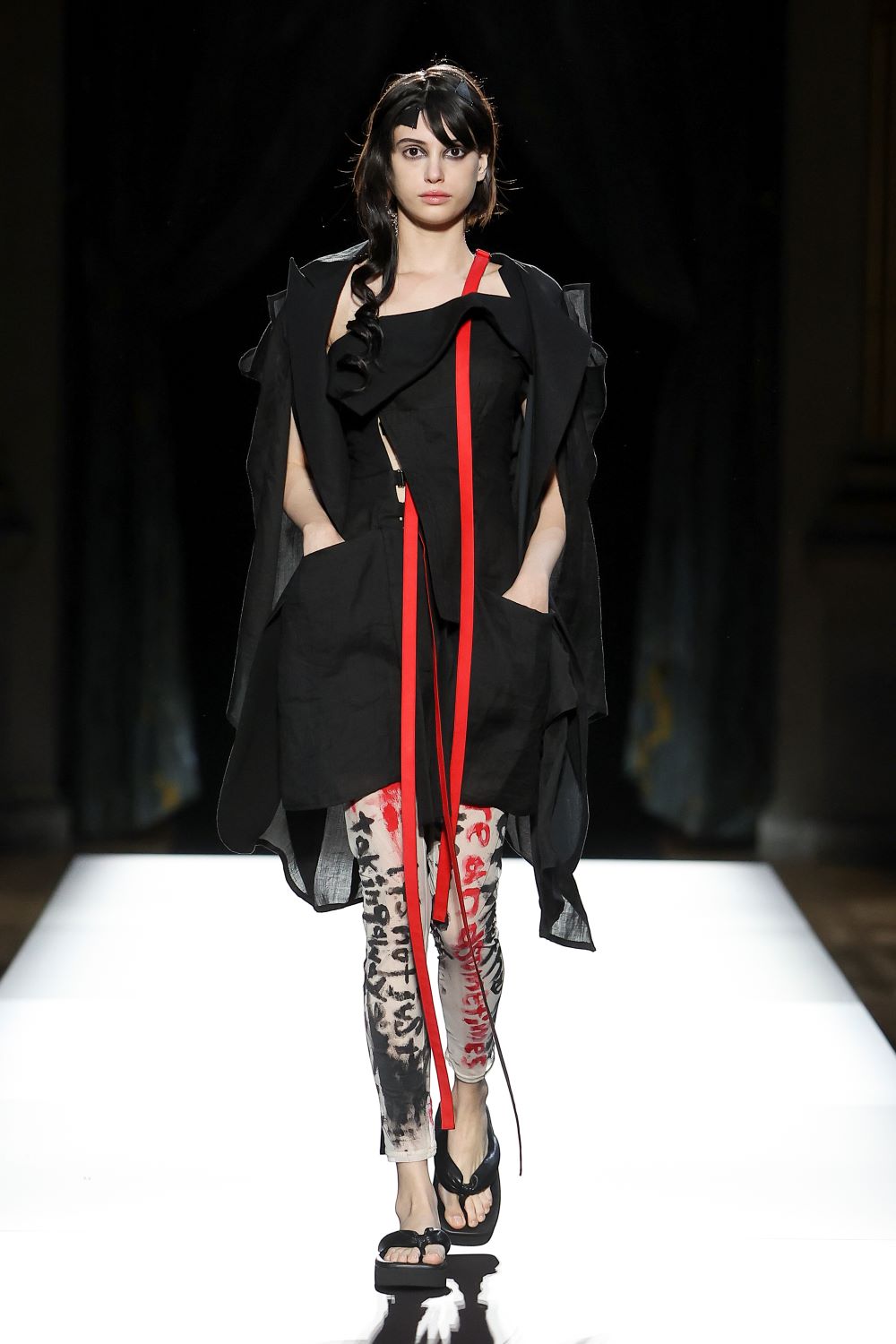 SPRING / SUMMER 2025 | Yohji Yamamoto (ヨウジヤマモト) Official Site