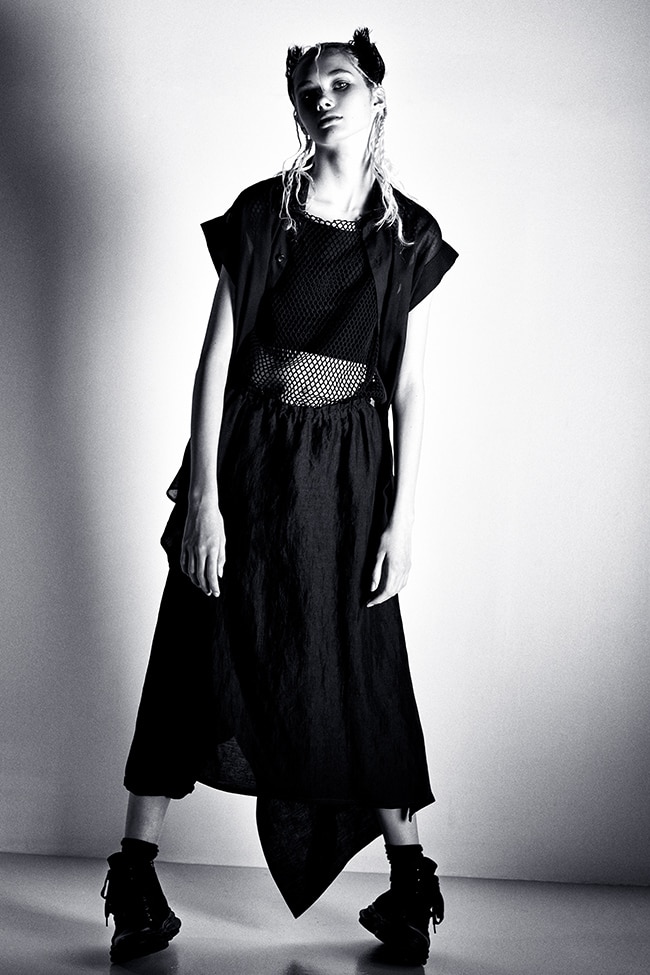 SPRING / SUMMER 2023 | Yohji Yamamoto (ヨウジヤマモト) Official Site