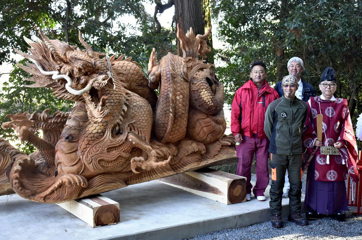 宮崎：龍の彫刻「地域の守り神」 都城・東霧島神社 鹿児島のアート作家