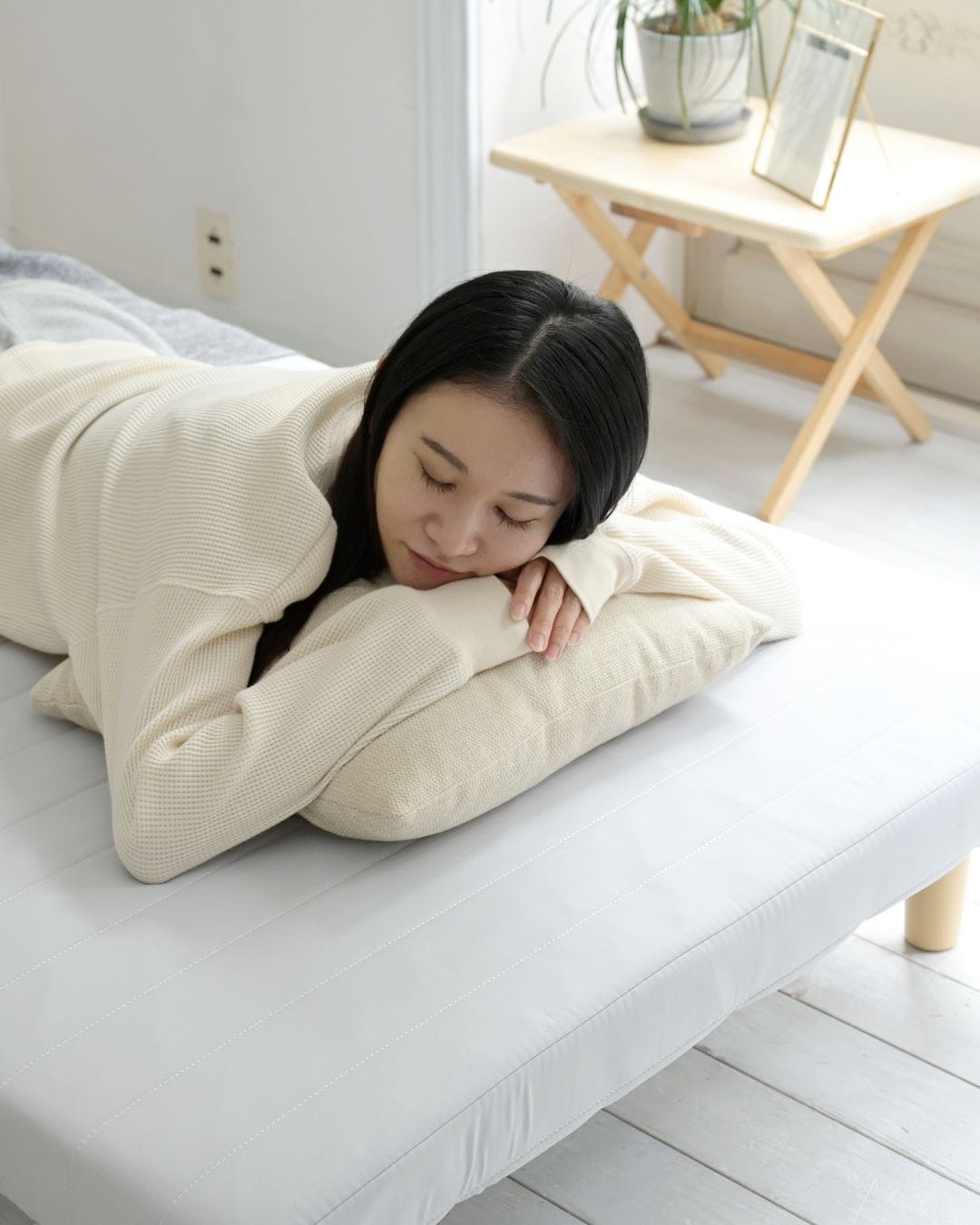 脚付きマットレス 一体型 軽くて丈夫 山善 | 山善ビズコム オフィス