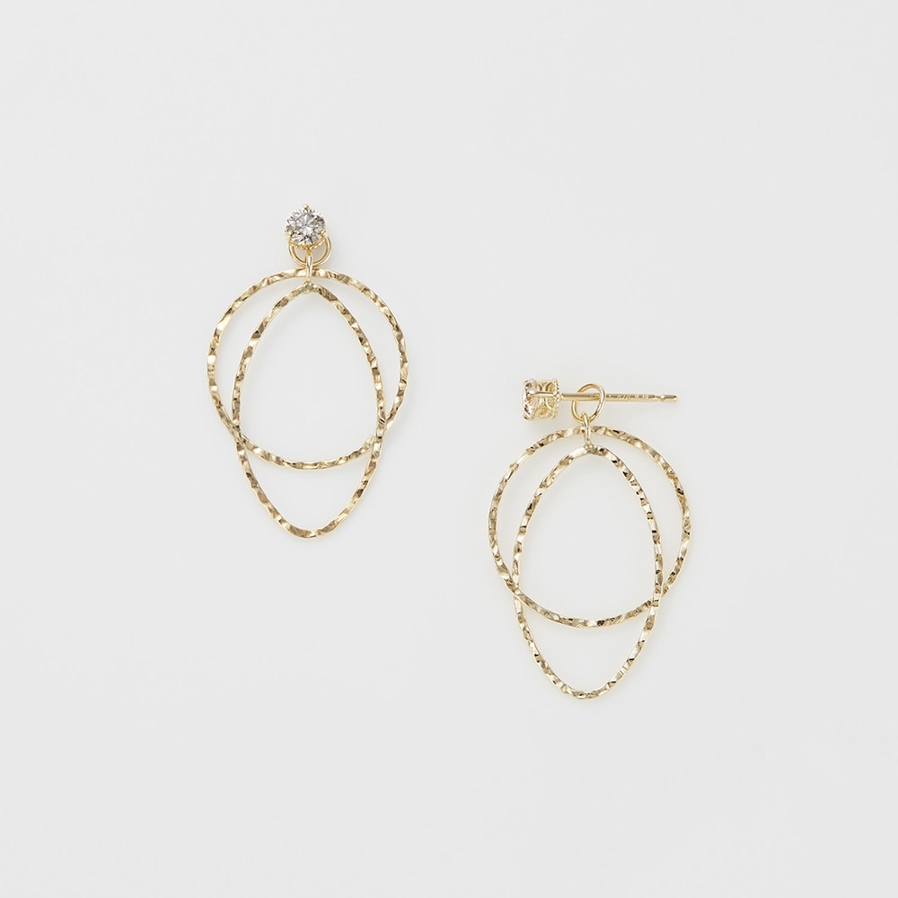 K18ダイヤモンドピアス（0.1ct）｜ピアス｜アガット 公式オンラインストア