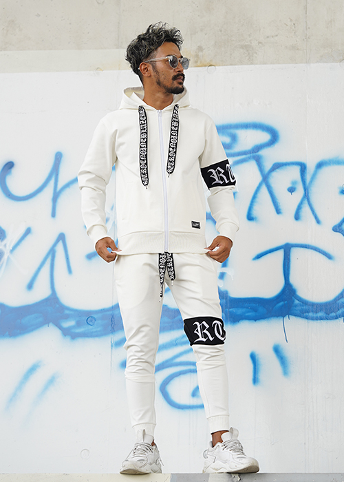 adamsJUGGLER PRESS STYLE BOOKadamsJUGGLER STYLE BOOK