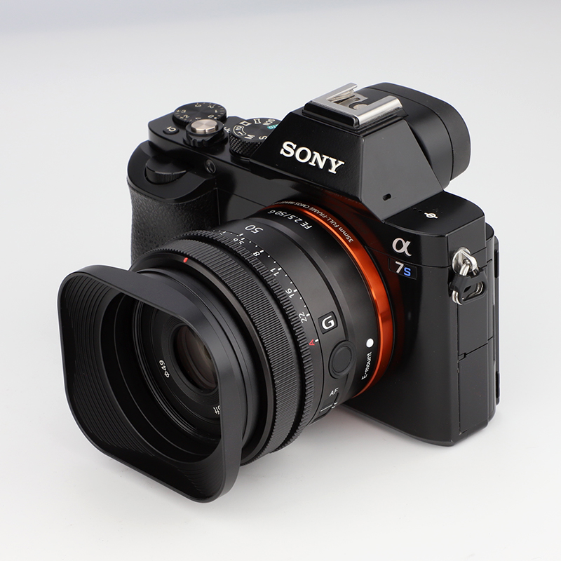 ソニー FE 40mm F2.5 G、FE 50mm F2.5 G、FE 24mm F2.8 G レンズ用