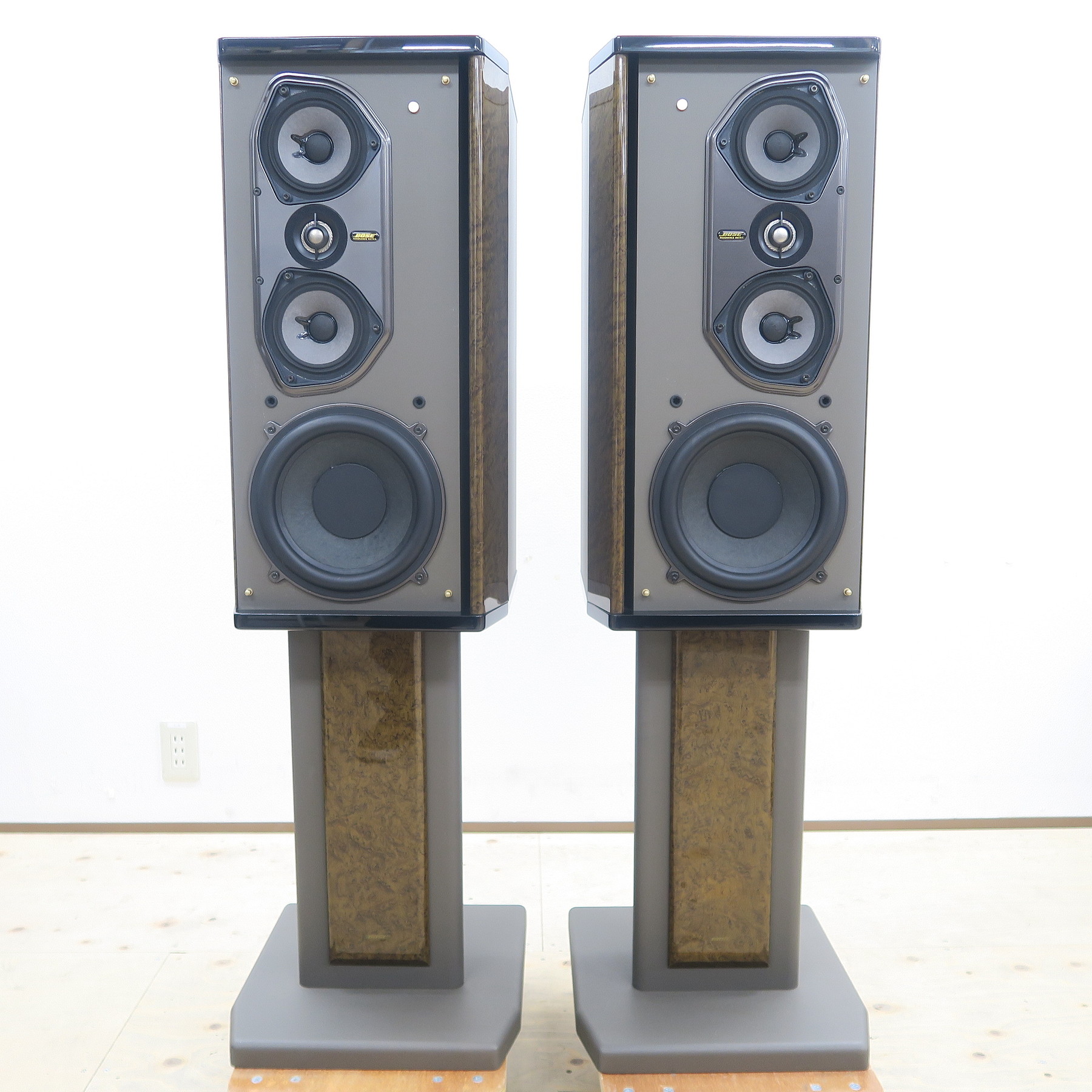 Bランク】ボーズ BOSE 464 スピーカーペア 専用スタンド付き @53303