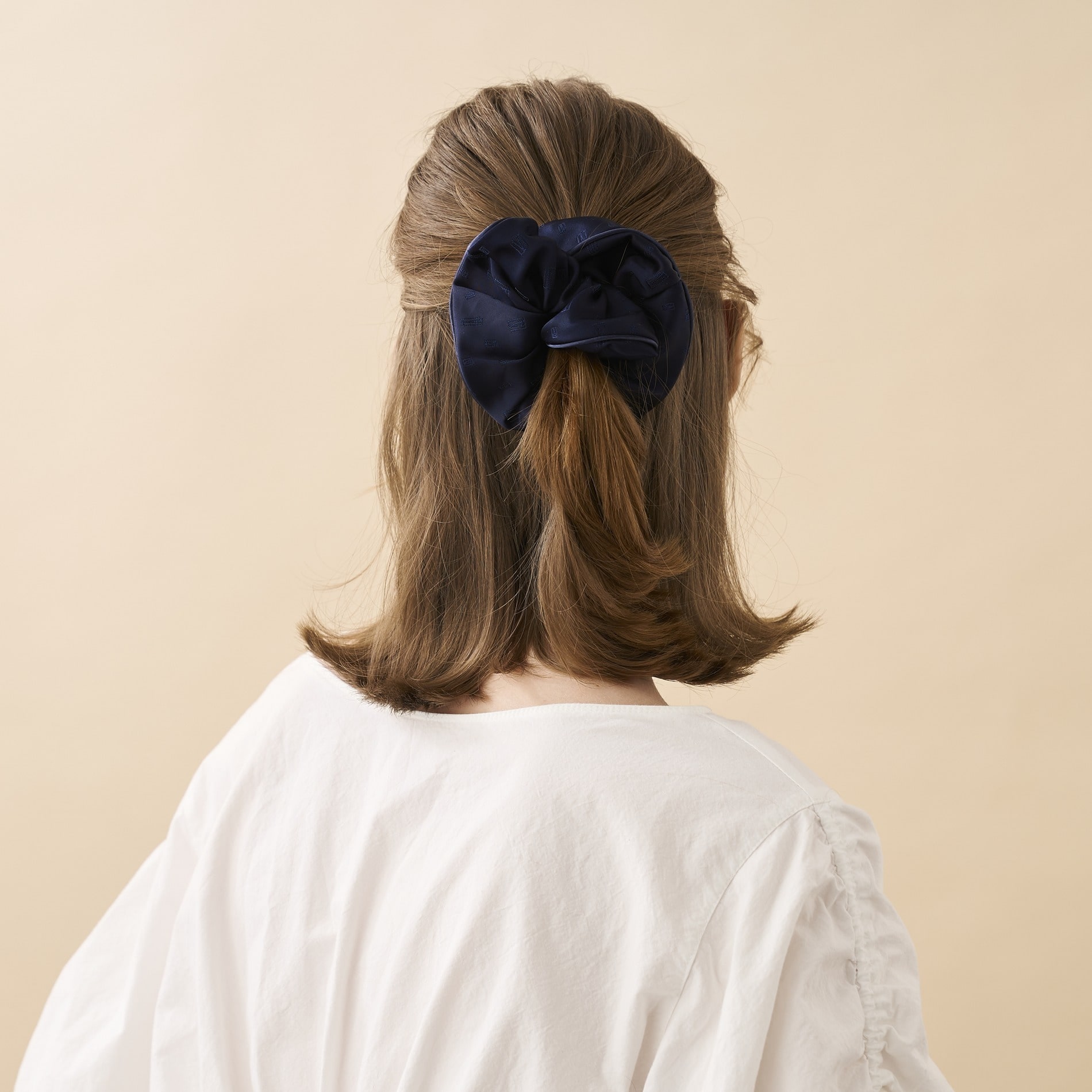 シュシュ｜ALEXANDRE DE PARIS（アレクサンドル ドゥ パリ）