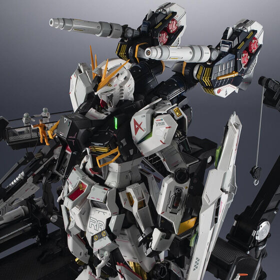 ガンダム」ガンプラRG最新 RX-78-2から「逆シャア」νガンダム