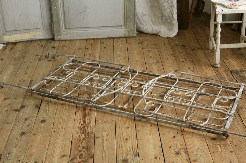 アンティークアイアンパイプベッド フランス ダブルベッド 真ちゅう