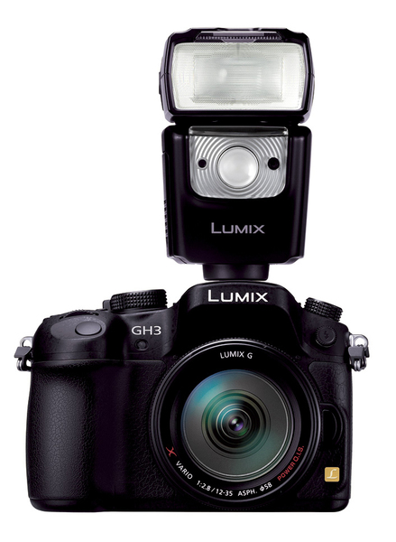 ASCII.jp：超高レート動画の記録ができるミラーレス上位機「LUMIX GH3」