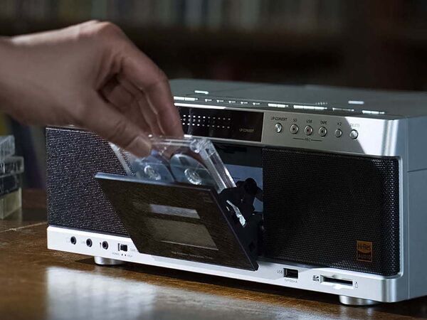 ASCII.jp：80年代のオーディオブランド「Aurex」からハイレゾラジカセ第2弾