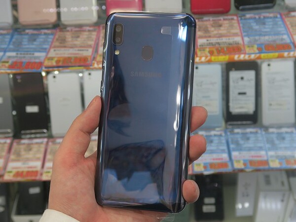 ASCII.jp：水滴ノッチや2眼カメラ搭載の「Galaxy A20」が2万円台
