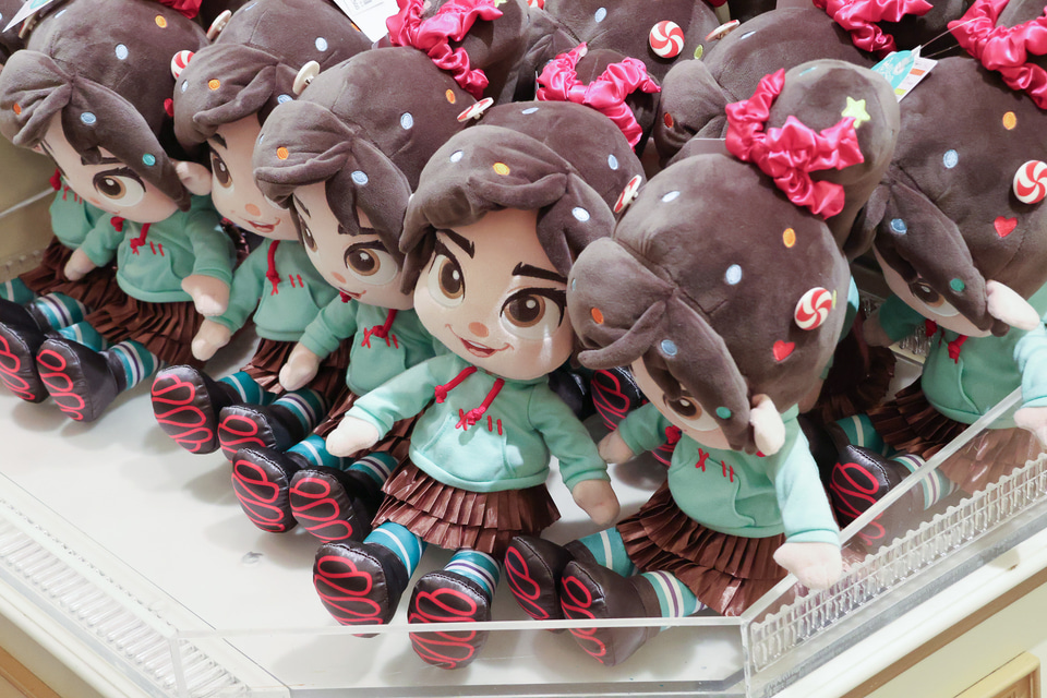 シュガー・ラッシュ ヴァネロペのグッズが一挙登場。甘いスイーツの