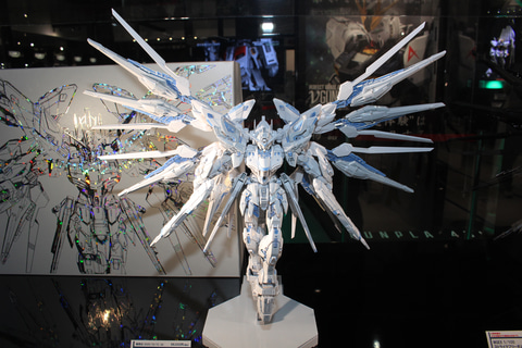 特別企画】純白の輝きをまとう「MGEX 1/100 ストライクフリーダム