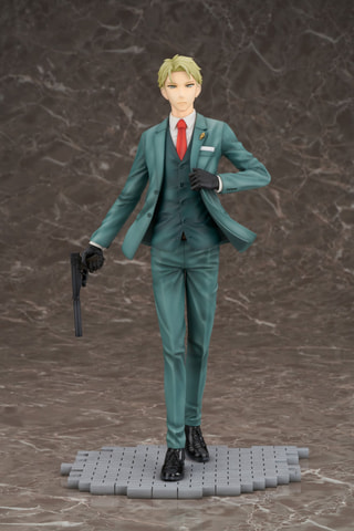 SPY×FAMILY」よりロイド・アーニャ親子がフィギュア化！ 「F:NEX」より