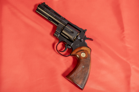 特別企画】タナカ「コルト パイソン Rモデル HW 4インチ」は