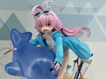 イラストレーターなつめえり氏のフィギュアが本日よりFURYU HOBBY MALL