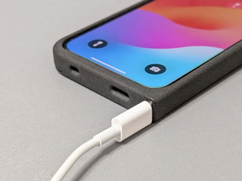 LightningのiPhoneを使い続けたい 保護ケース「iPh0n3」を数カ月使って