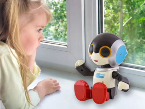 タカラトミー、部屋の環境やユーザーの行動に合わせておしゃべりする