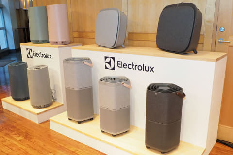 エレクトロラックス、壁掛けできるスリムな空気清浄機。サブスクも