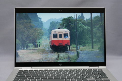 Hothotレビュー】MIL規格の堅牢性とセキュリティが魅力のLTE/ペン対応