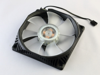 瀬文茶のヒートシンクグラフィック】Intel「TS13X(BXTS13X)」 ～Intel