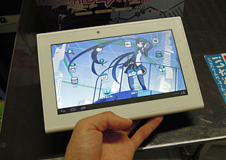 初音ミクタブレット」が動作デモ - AKIBA PC Hotline!