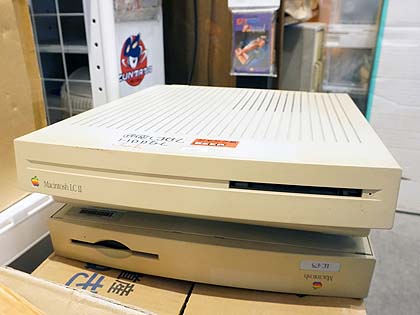 レトロなMacintoshのジャンク品が複数入荷、Classic IIが2,580円など