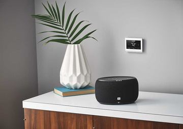 JBL、ステレオ再生のスマートスピーカー「JBL LINK 500」。LINK 300も