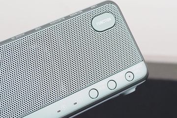 ソニー、Spotify/Chromecast対応「h.ear go 2」。スマートスピーカー