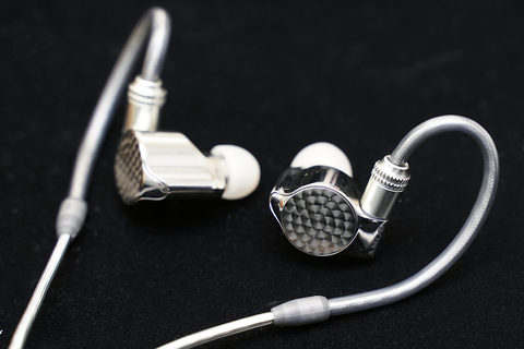 ソニー最上位イヤフォン「IER-Z1R」、約20万円で23日発売 - AV Watch