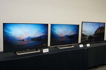 ソニー、精悍なシルバーの4K BRAVIA「X8300D」。43型15万円 - AV Watch