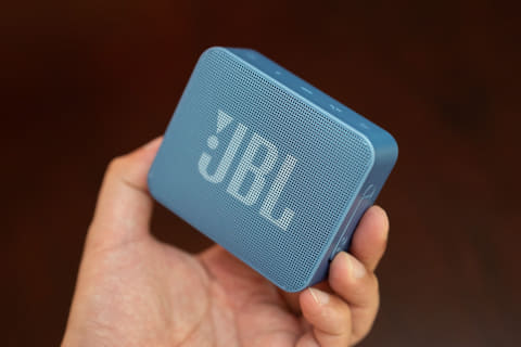 レビュー】高音質でコスパ最強!? JBLなのに実売3,300円から“Essential