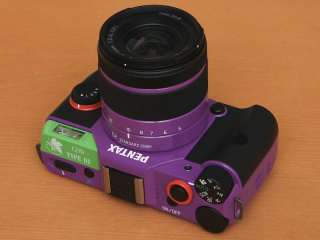 エヴァンゲリオン 惣流・アスカ・ラングレーモデルPENTAX Q10 アスカ