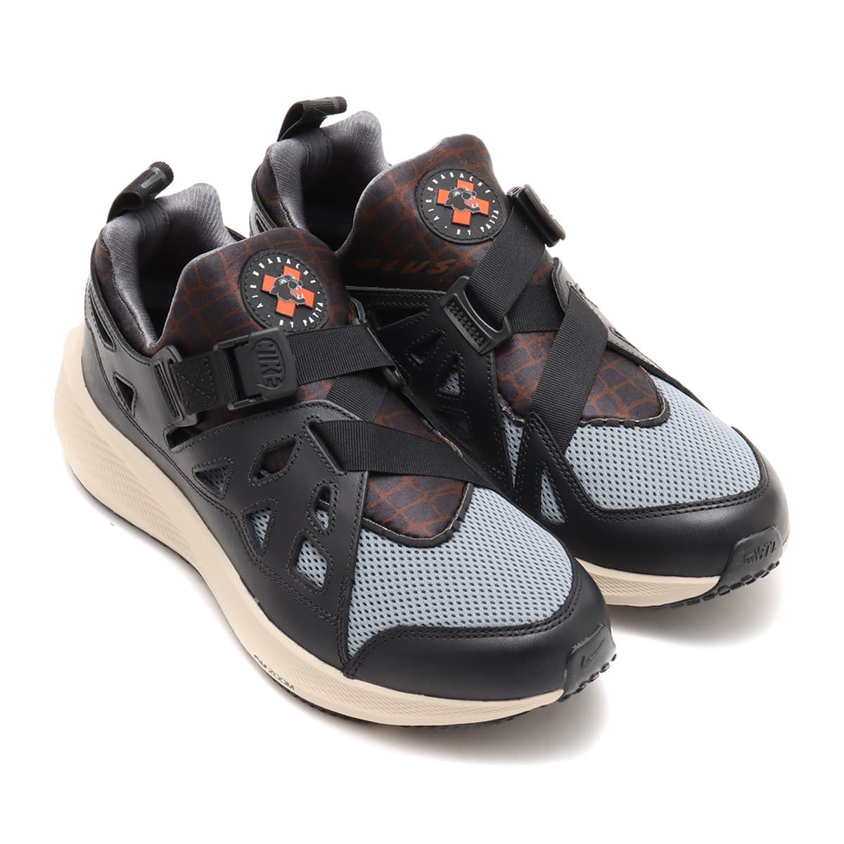 NIKE AIR HUARACHE 20Y24/PATTA BLACK/COOL GREY-SANDDRIFT （ナイキ