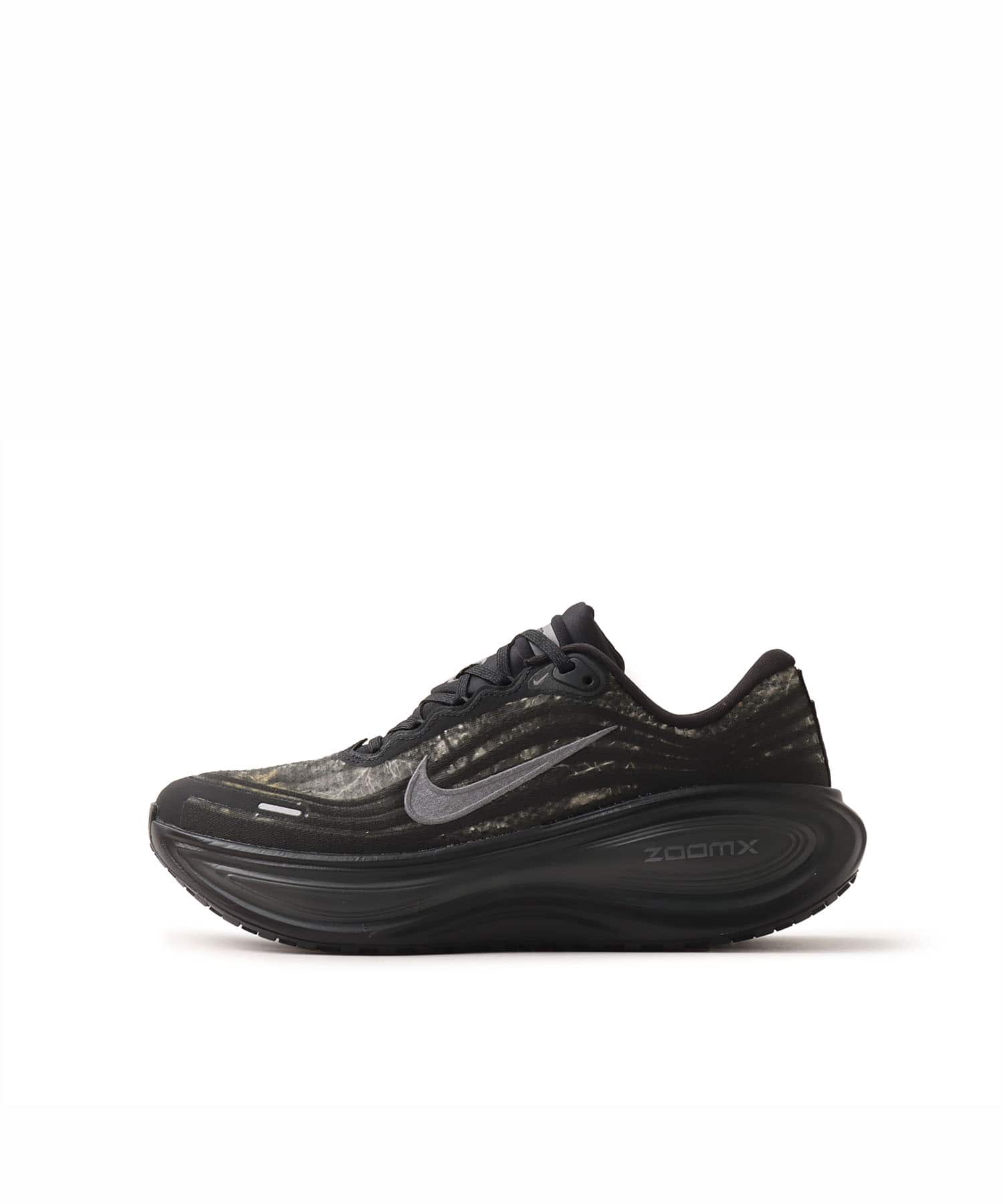 NIKE VOMERO PLUS CM BLACK/MTLC DARK GREY-DK SMOKE GREY（ナイキ