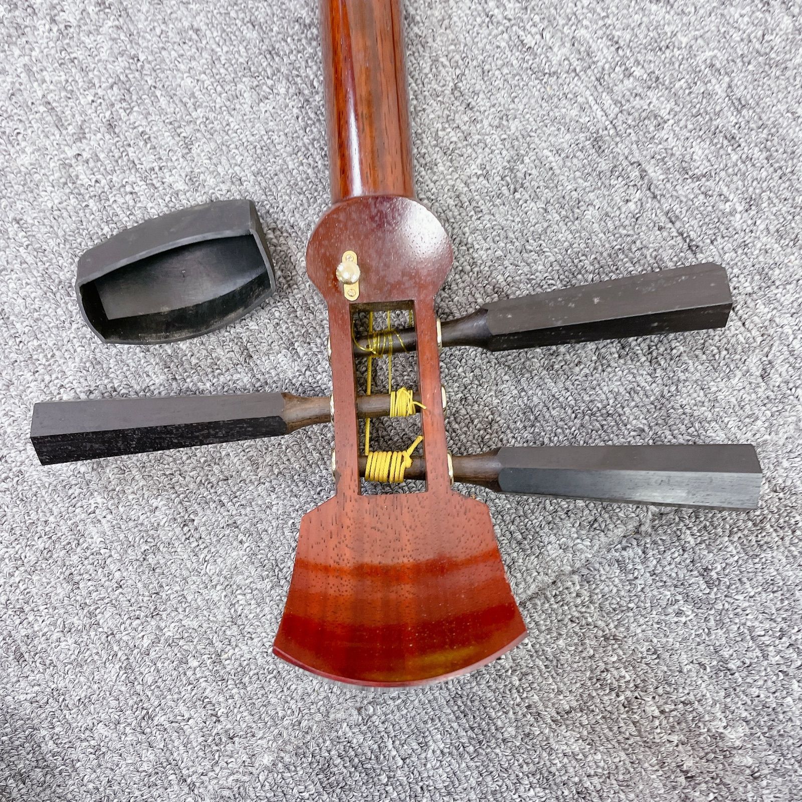 津軽三味線 太棹 東さわり 紅木 一本溝 丸打胴 銀河印 - メルカリ