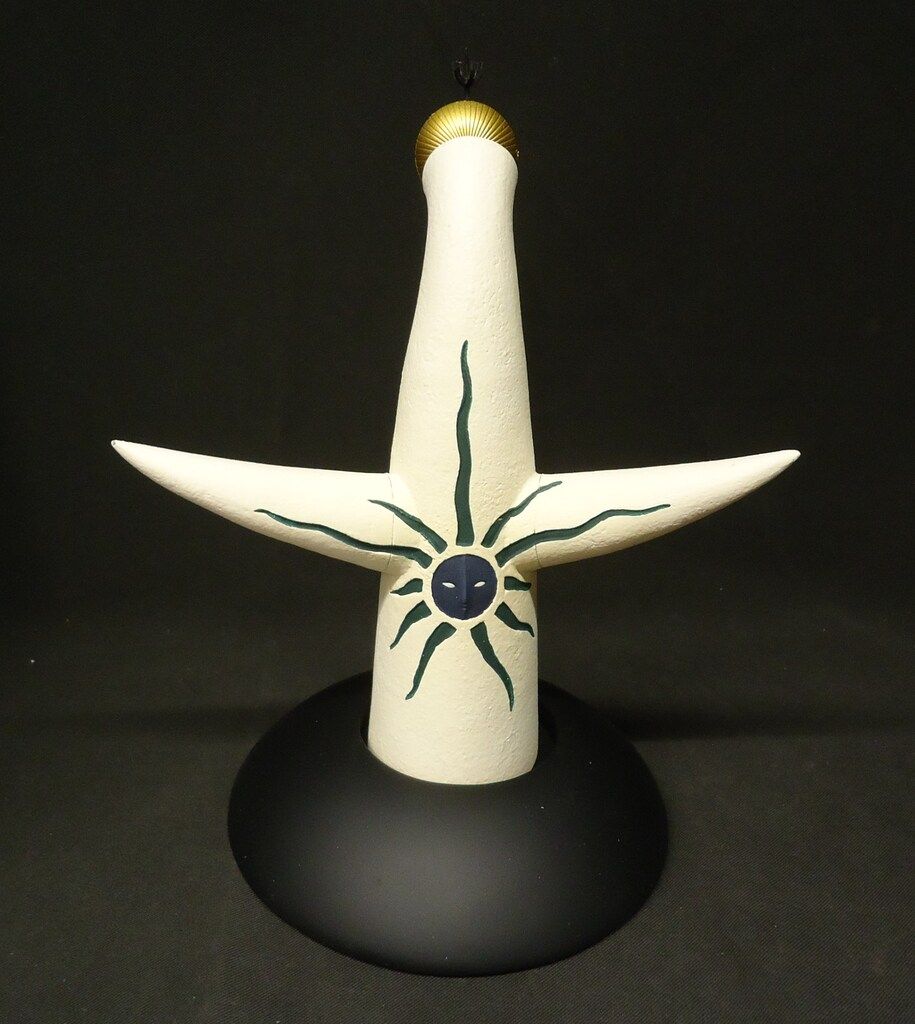 海洋堂 岡本太郎生誕100年記念作品 1/500スケールポリストーン製彫像