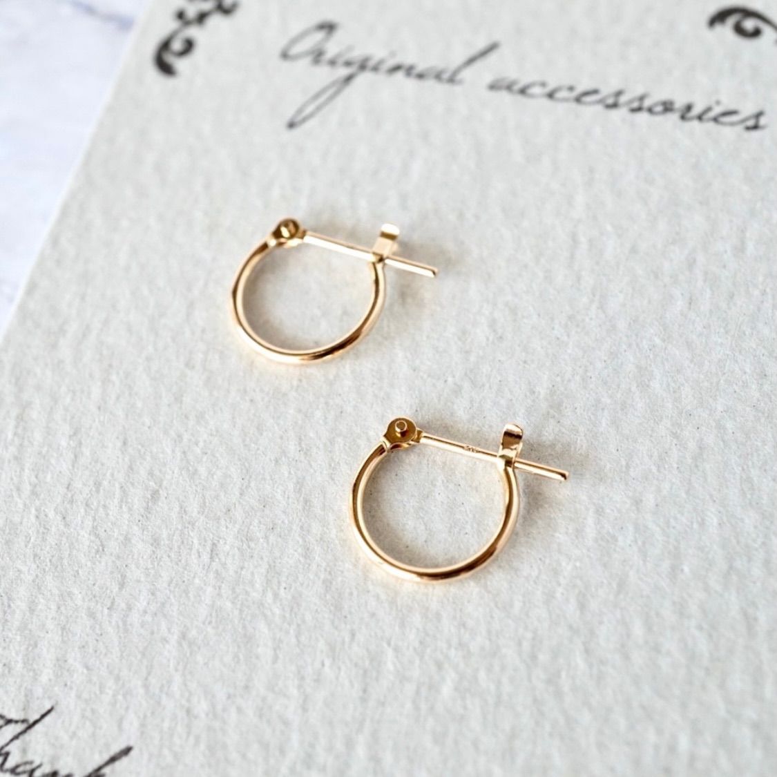 10金 極小 シンプル フープピアス 10K K10 つけっぱなし 春 冬 ギフト