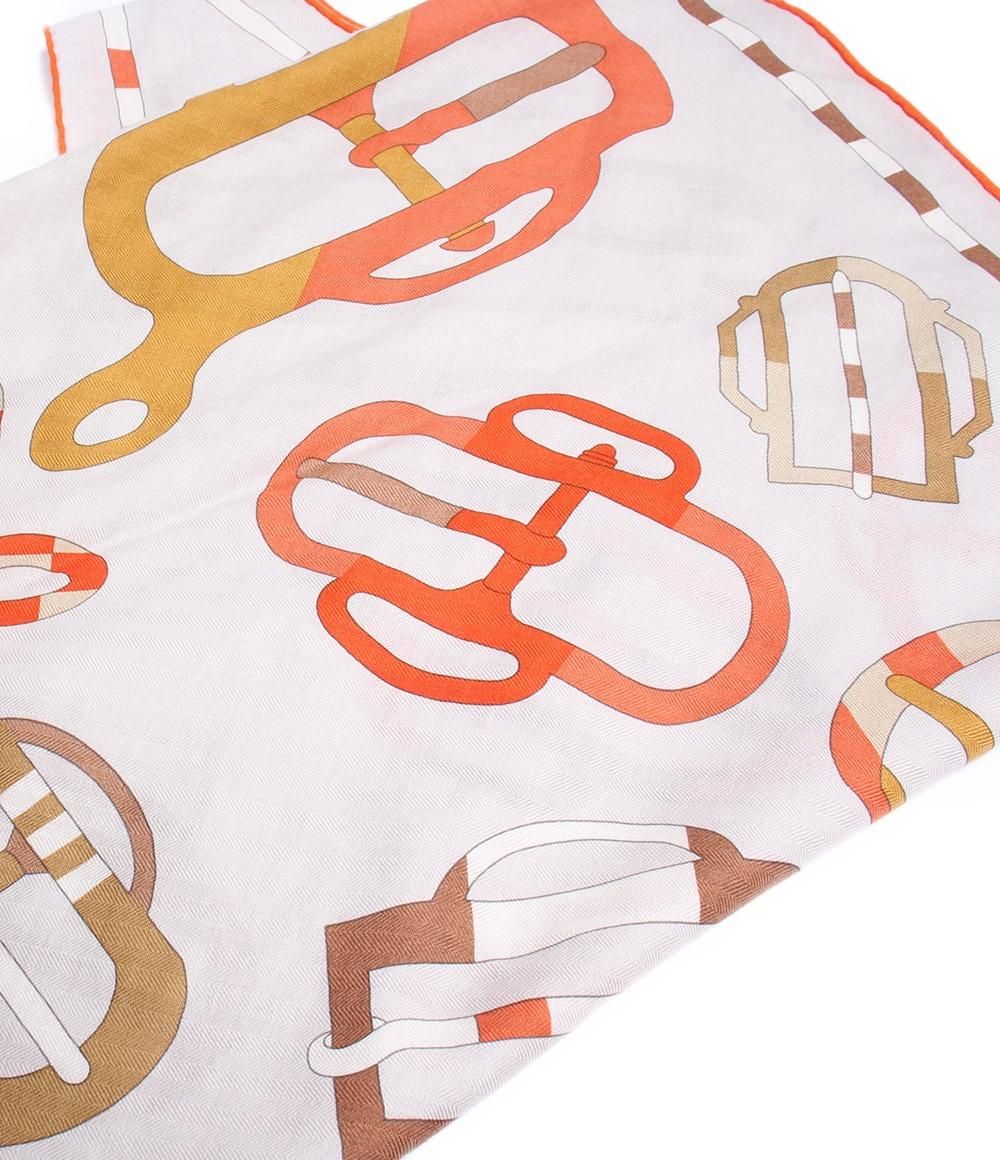 エルメス スカーフ トライアングルジェアン Bouclerie Moderne en