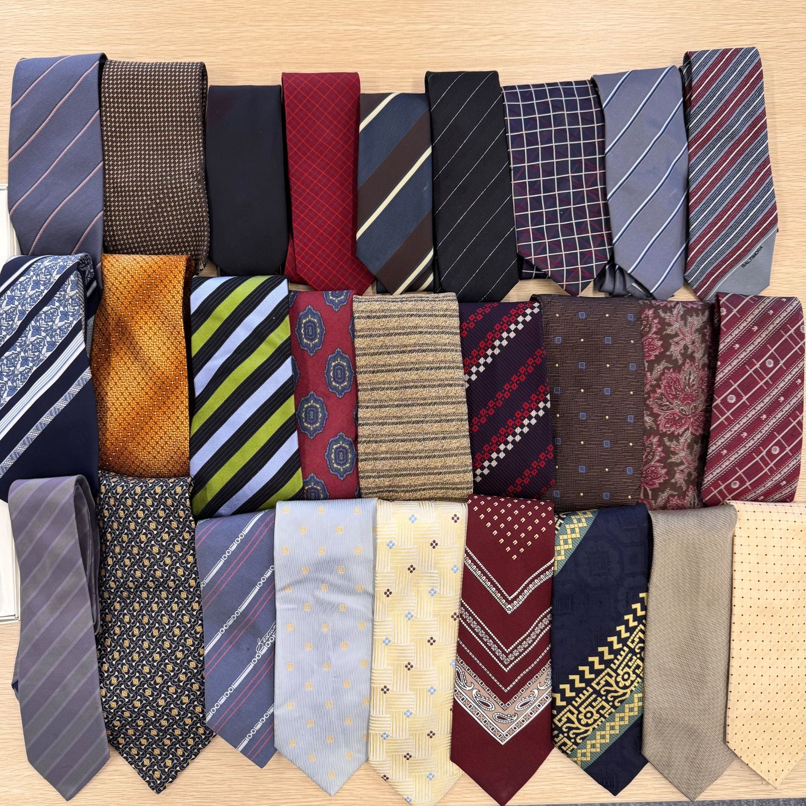 まとめ売り ブランド ネクタイ 30本セット - メルカリ