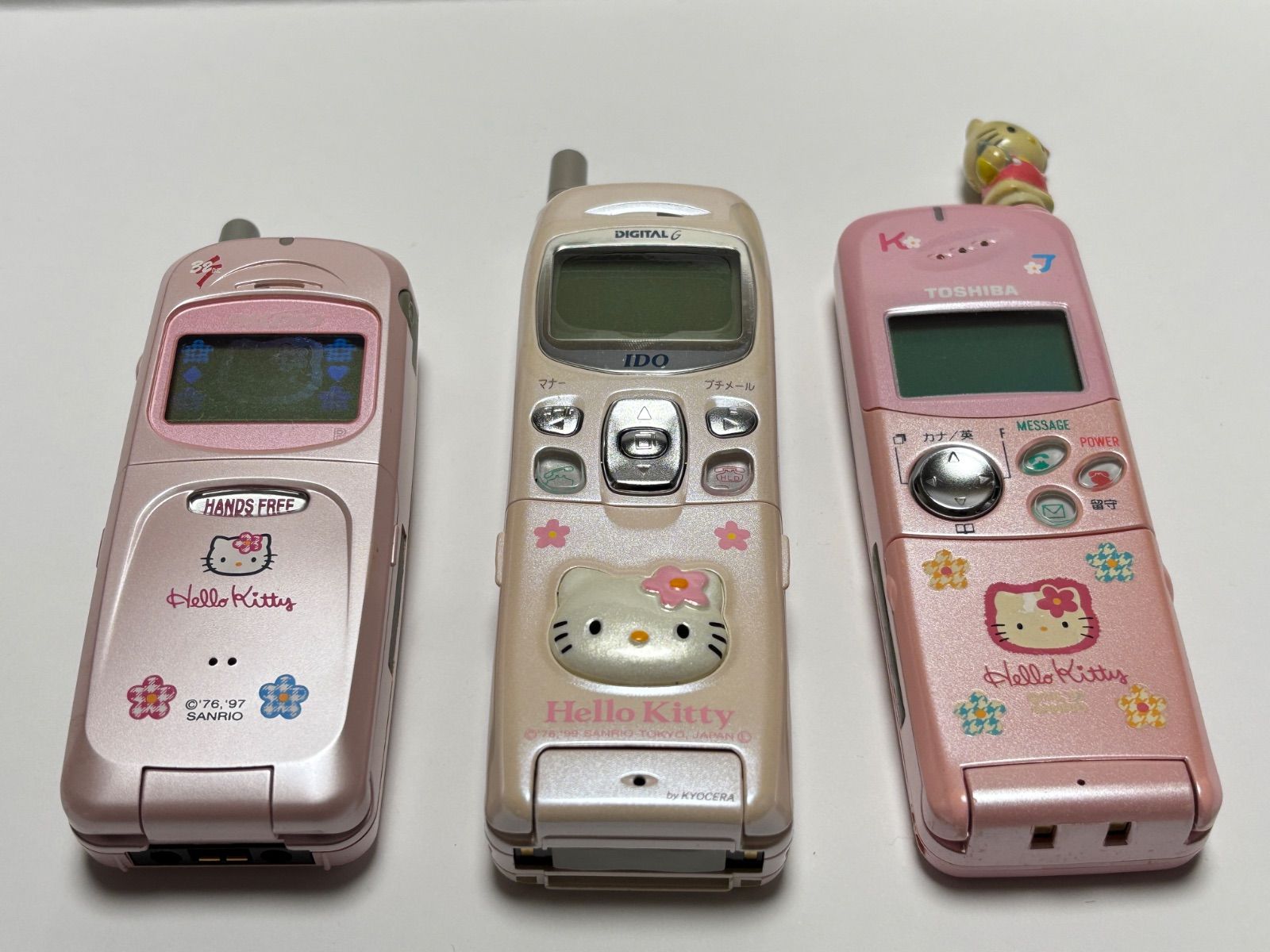 激レア 希少 当時物 HELLO KITTY ハローキティ PHS ガラケー TOSHIBA