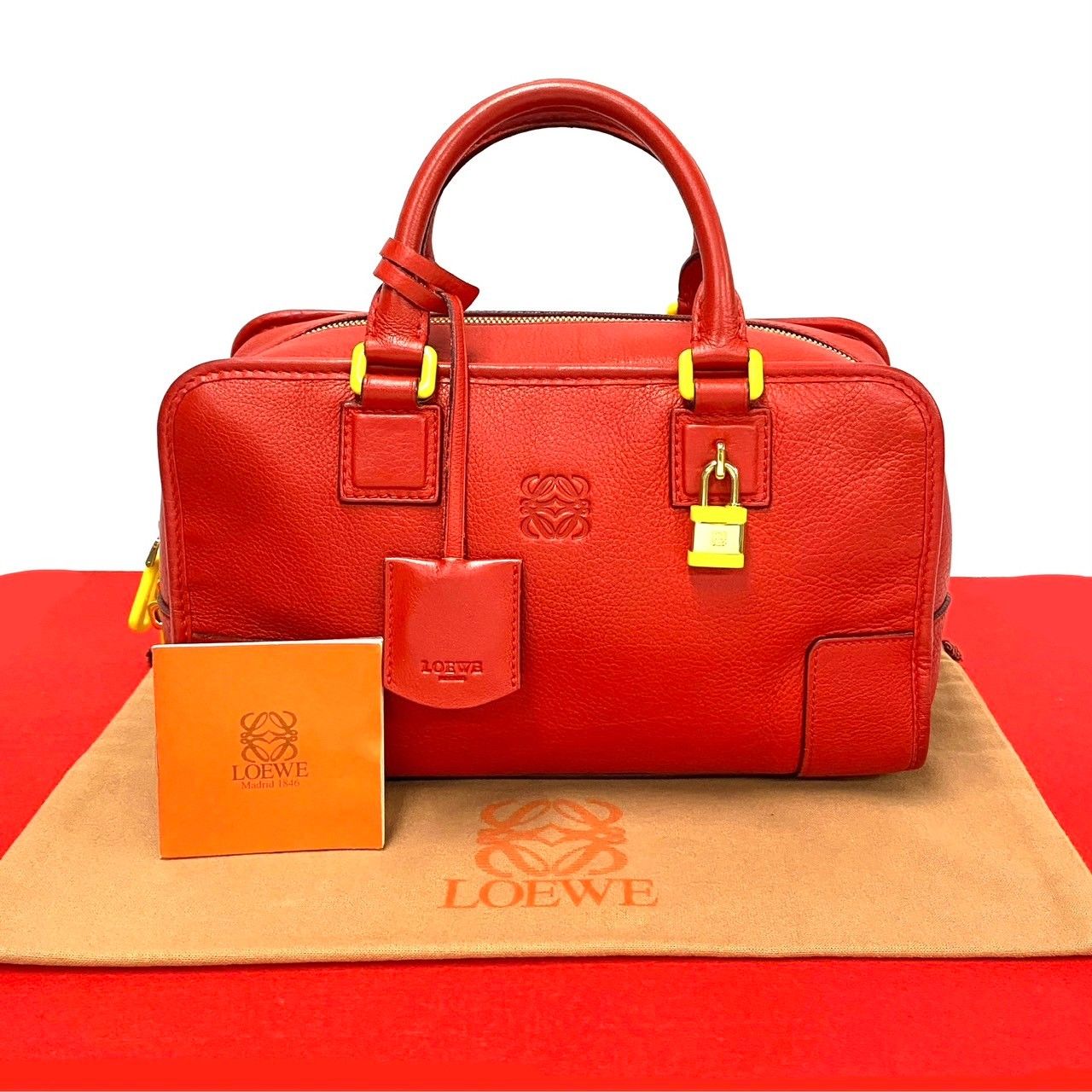 極 美品 希少品 LOEWE ロエベ アマソナ 28 アナグラム ロゴ レザー 本