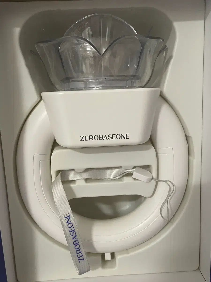 ZEROBASEONE(ゼロベースワン・ZB1・ゼベワン) ペンライト トレカ 付き