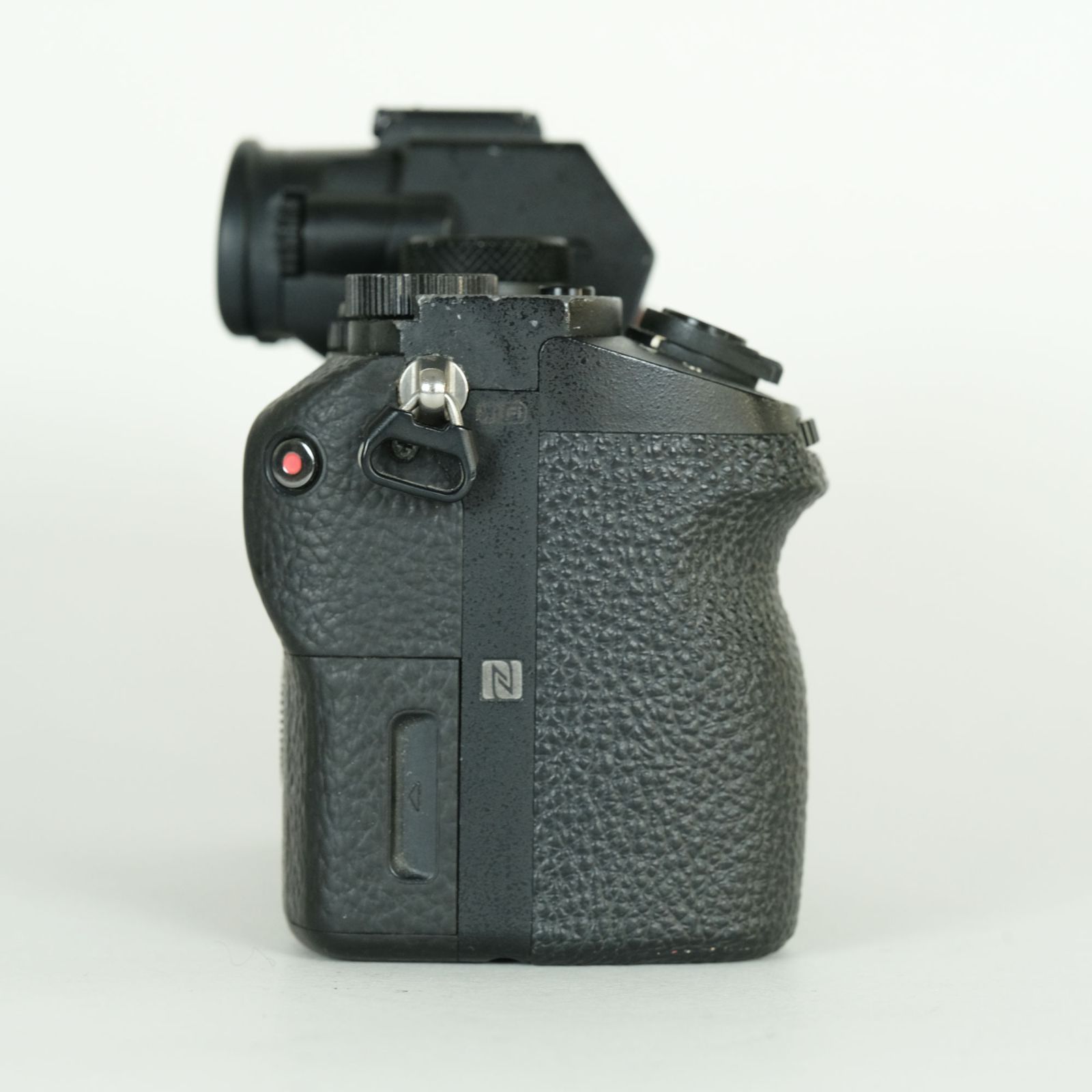 SONY α7 II ボディILCE-7M2 +純正バッテリー2個 SONY α7 II ILCE-7M2