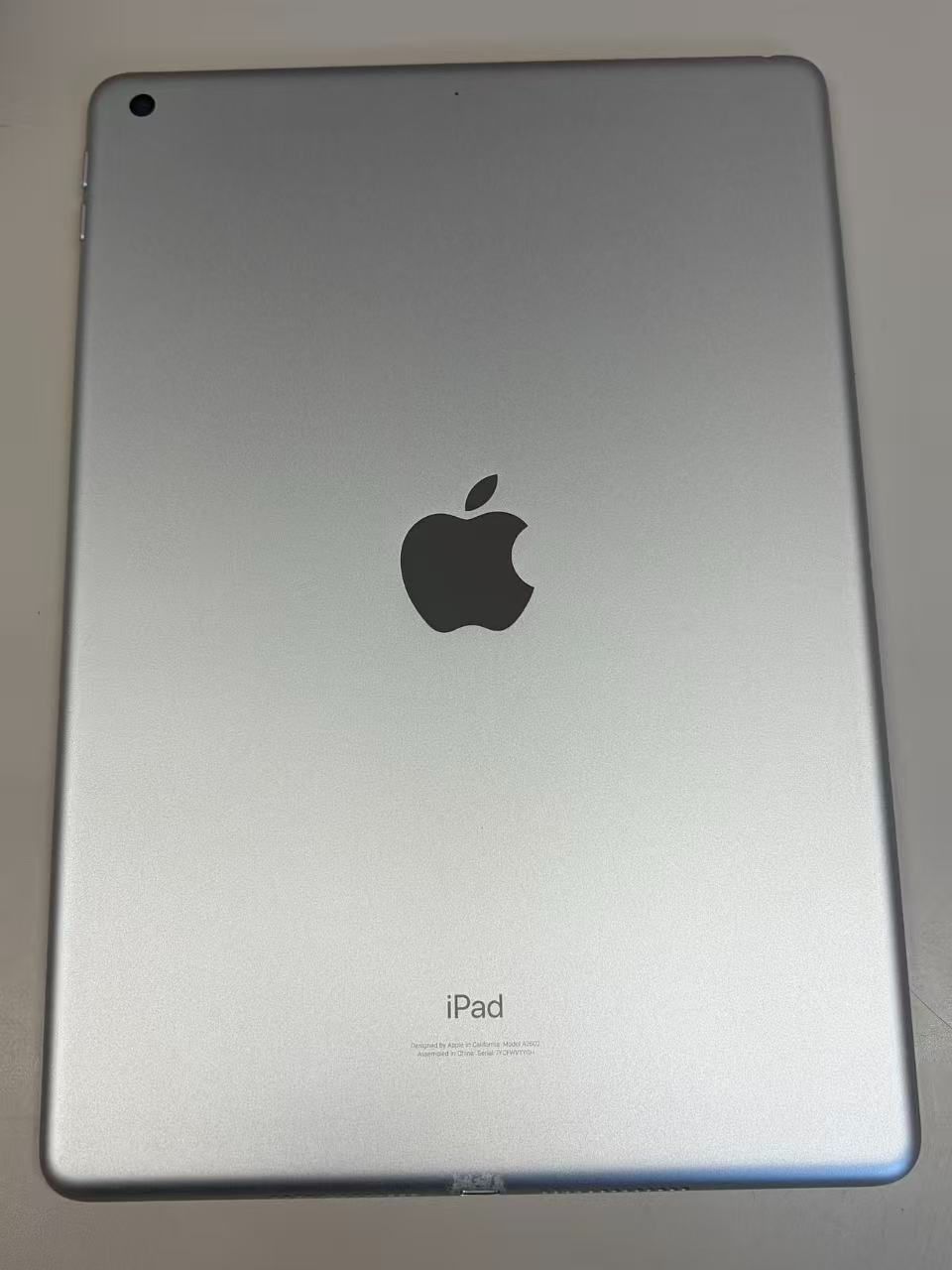 も*か様 iPad シルバー 本体 第9世代 64GB 節約 iPad 第9世代 64GB