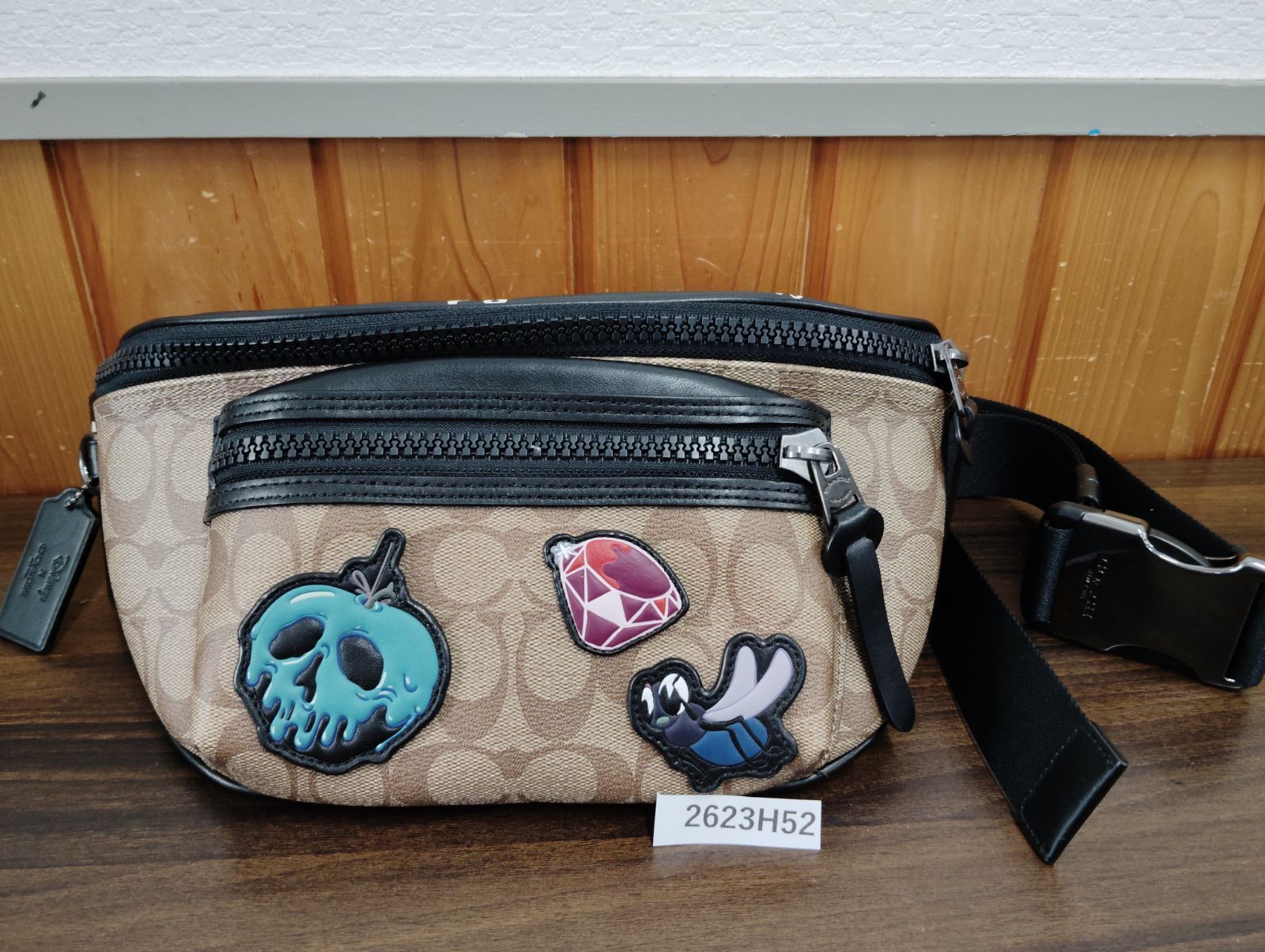 2623H52】 汚れあり COACH コーチ Disney 白雪姫 コラボ ウエスト