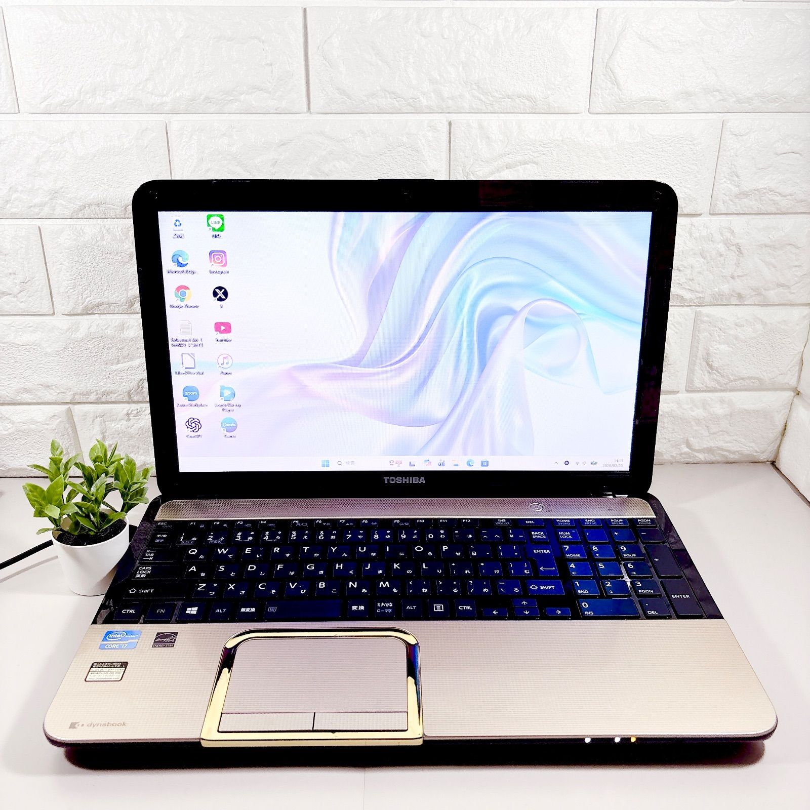 ブルーレイが観れる✨快適SSD 高性能Core i7 メモリ8GB WEBカメラ すぐ