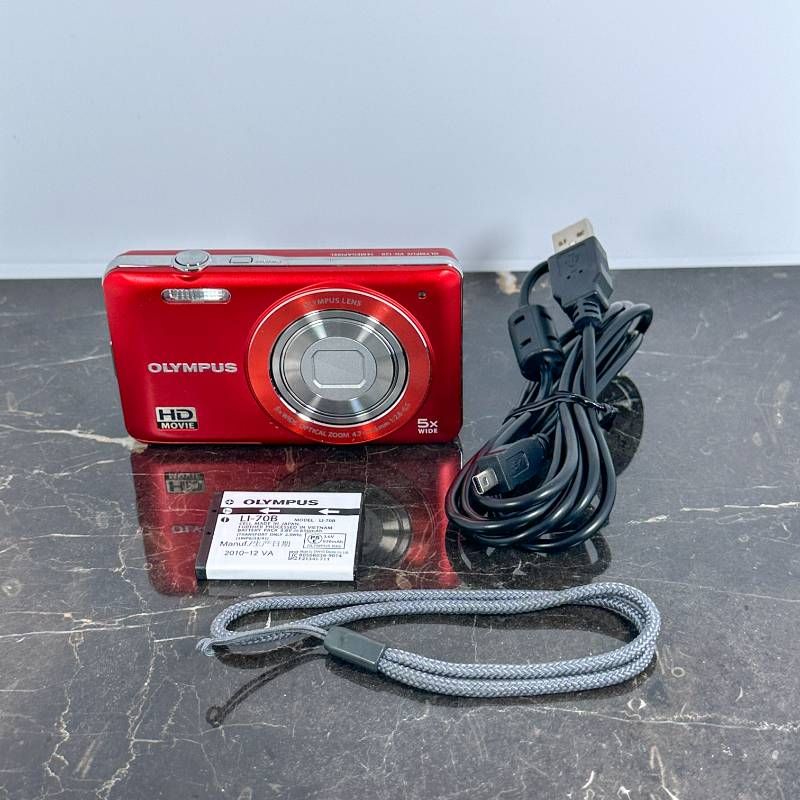 Olympus VG-120 レッド コンパクトデジタルカメラ 1400万画素 光学5倍